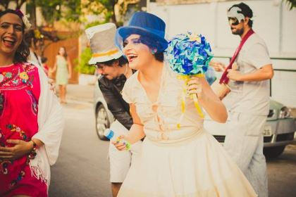 casamento-economico-belo-horizonte-casamento-carnaval-colorido-faca-voce-mesmo-criativo (5)