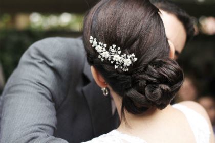 casamento-economico-pequeno-mini-wedding-de-manha-sao-paulo-sapato-roxo-decoraca-roxa-e-lilias (15)