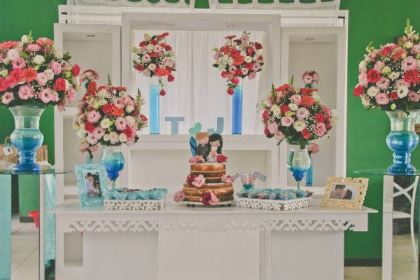 casamento-100-pessoas-mini-wedding-litoral-sao-paulo-azul-e-rosa-praiano-faca-voce-mesmo (21)