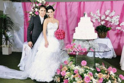 casamento-economico-espirito-santo-decoracao-rosa-e-branco-7500-reais (13)